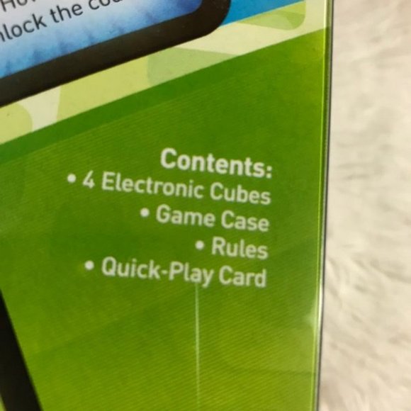 Simon Flash Electronic Game - Picture 12 of 16